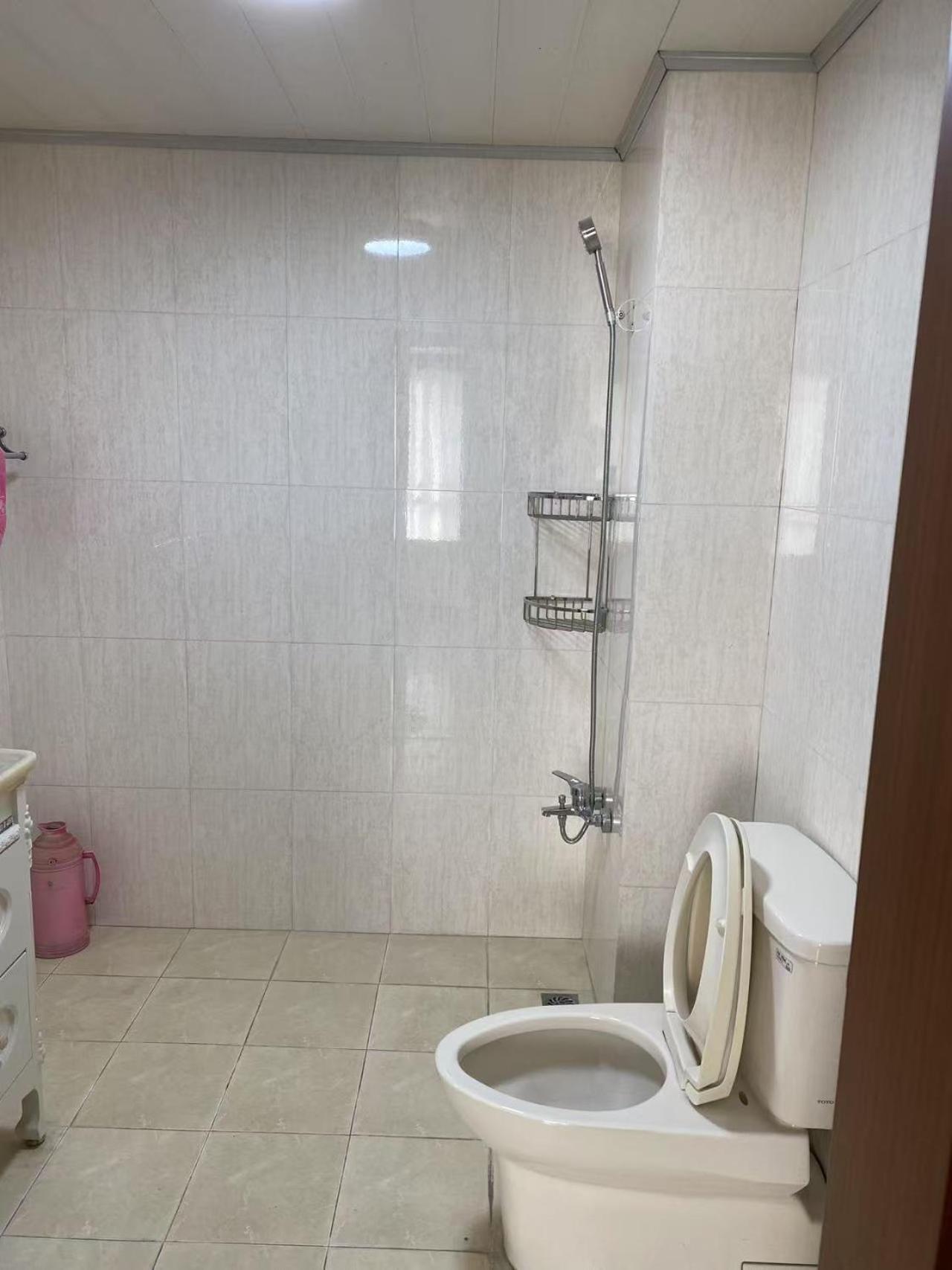 Homestay Huinan Accommodation, Close To Airport, Resort, Wild Animal Park, Near Metrol 16