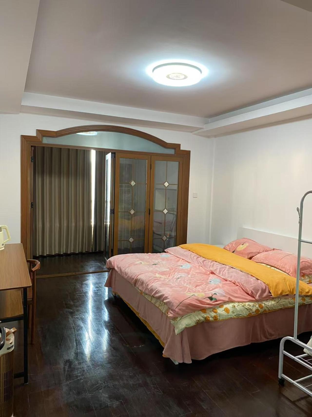 Homestay Huinan Accommodation, Close To Airport, Resort, Wild Animal Park, Near Metrol 16