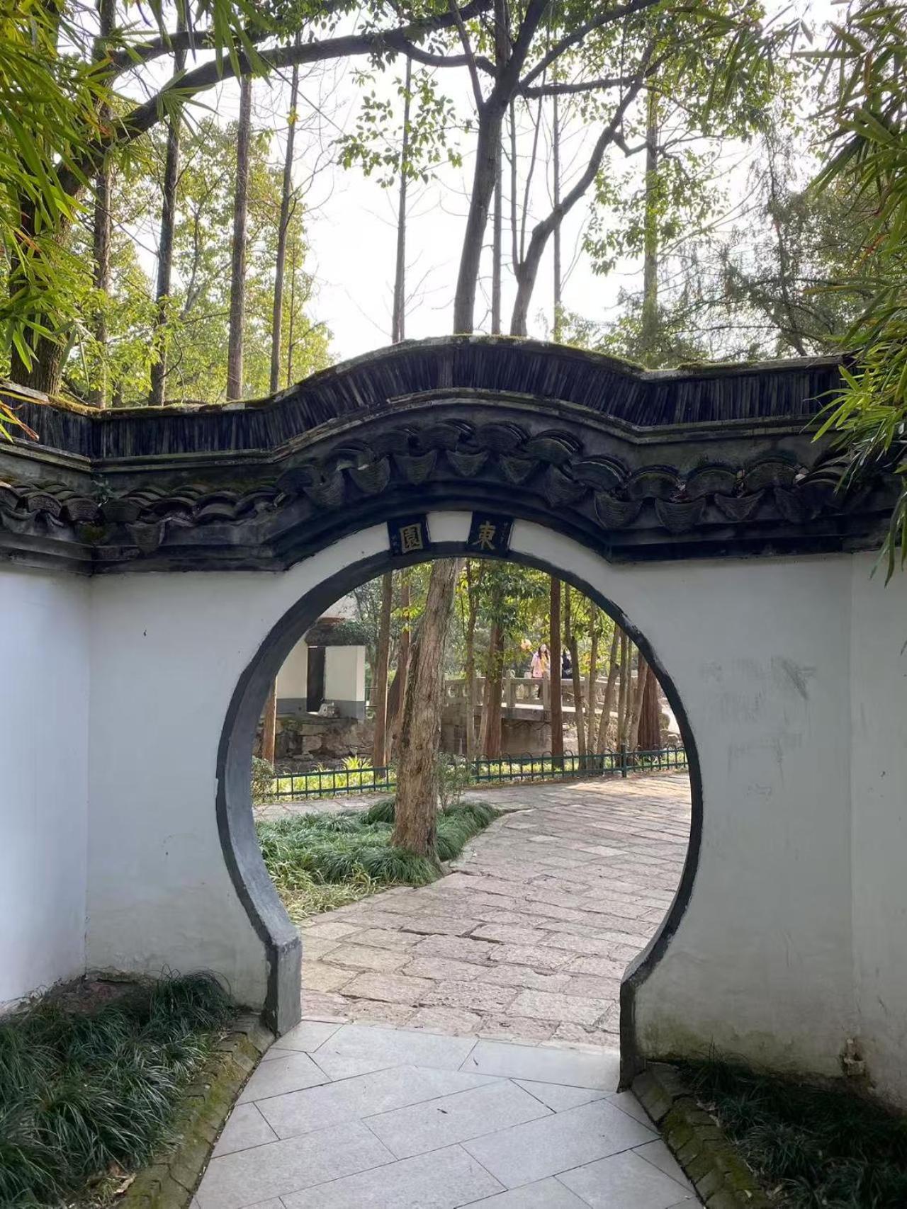 Homestay Huinan Accommodation, Close To Airport, Resort, Wild Animal Park, Near Metrol 16